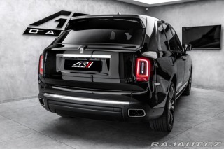 Rolls Royce Cullinan  2020