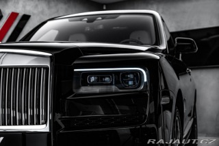 Rolls Royce Cullinan  2020