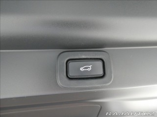 Land Rover Range Rover 3,0 D300 HSE,1Maj,ČR,DPH 2023
