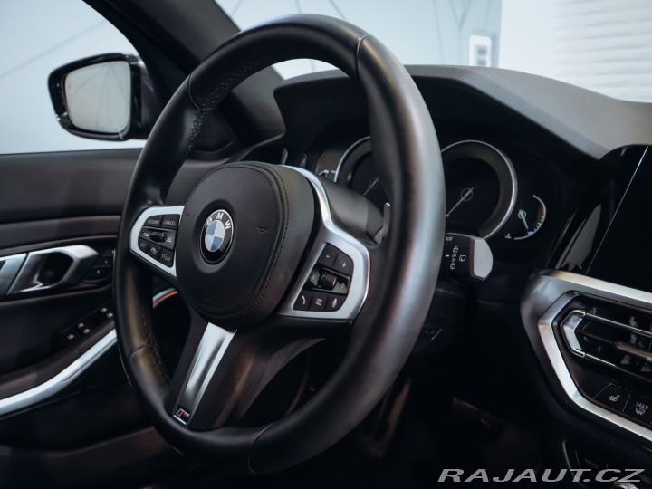 BMW 3 320d Touring xDrive 2021