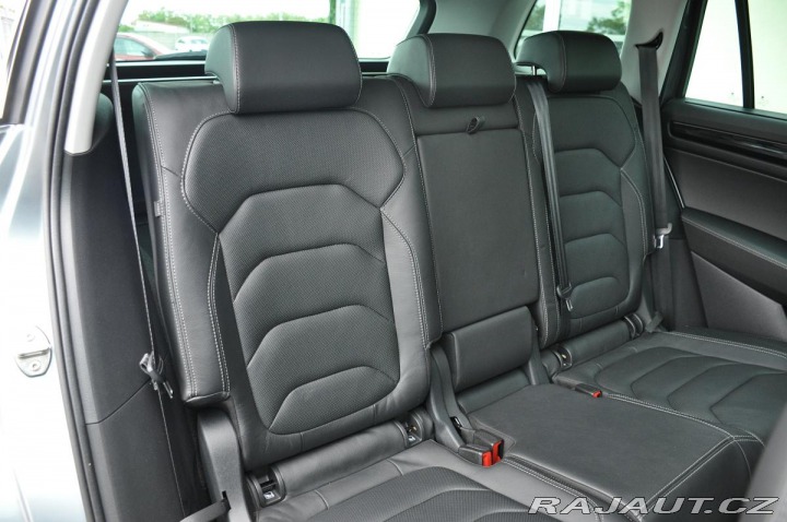 Škoda Kodiaq 2,0TDi STYLE PANOR. K360 2020