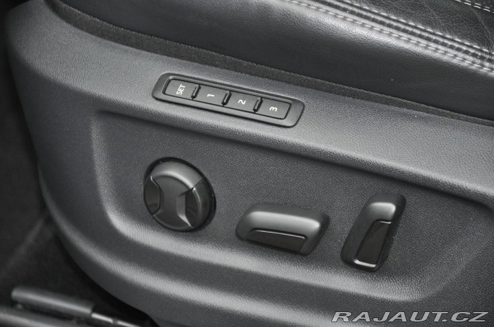 Škoda Kodiaq 2,0TDi STYLE PANOR. Zadán 2020
