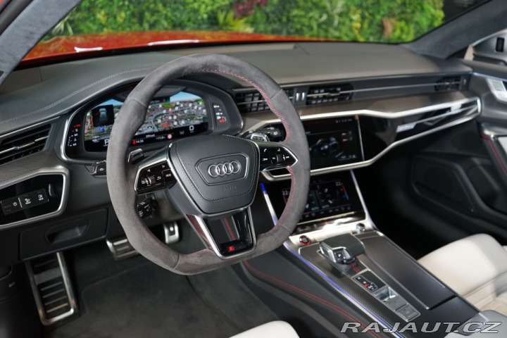 Audi RS6 Avant Exclusive B&O M 2024
