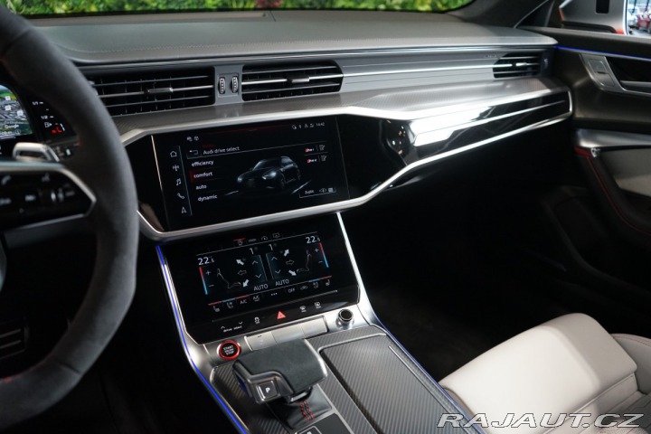 Audi RS6 Avant Exclusive B&O M 2024