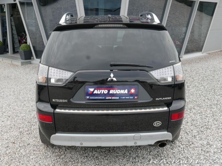 Mitsubishi Outlander 2,4i 4x4 Automat 2008