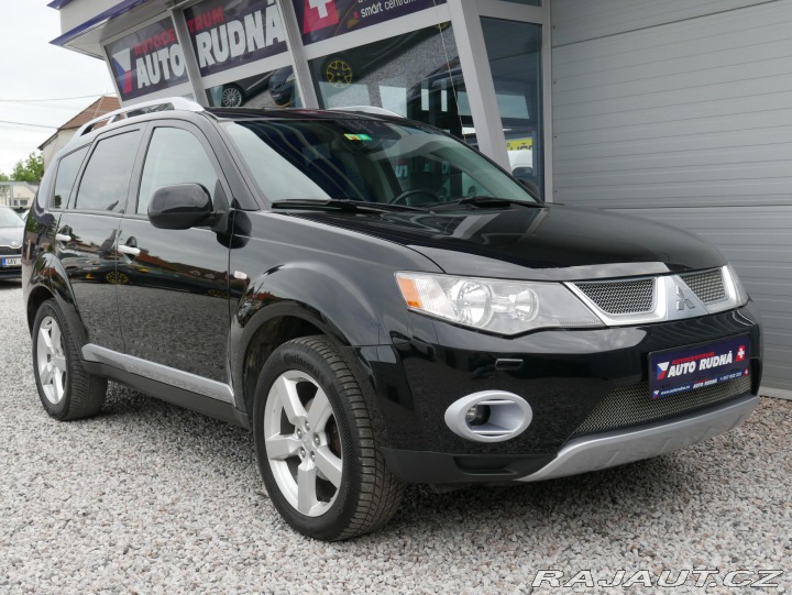 Mitsubishi Outlander 2,4i 4x4 Automat 2008