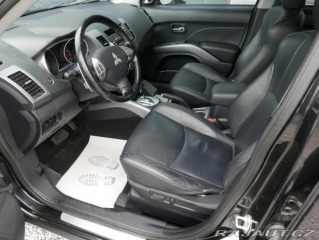 Mitsubishi Outlander 2,4i 4x4 Automat 2008