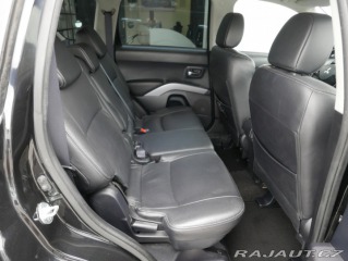 Mitsubishi Outlander 2,4i 4x4 Automat 2008