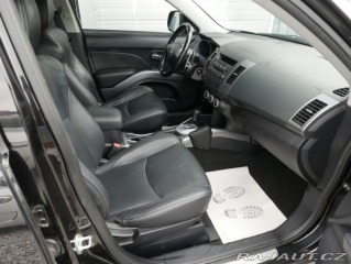 Mitsubishi Outlander 2,4i 4x4 Automat 2008