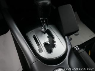 Mitsubishi Outlander 2,4i 4x4 Automat 2008