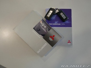 Mitsubishi Outlander 2,4i 4x4 Automat 2008