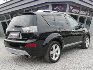Mitsubishi Outlander 2,4i 4x4 Automat 2008