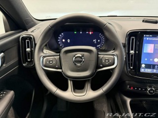 Volvo XC40 B3 2.0L 163 HP AT7 FWD CO 2025