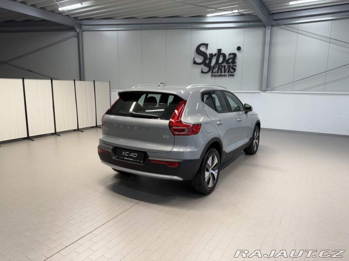 Volvo XC40 B3 2.0L 163 HP AT7 FWD CO 2026