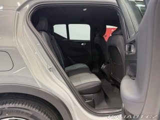 Volvo XC40 B3 2.0L 163 HP AT7 FWD CO 2025