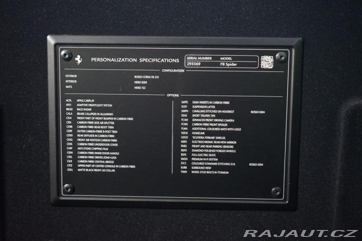 Ferrari F8 SPIDER*LIFT*CARBON*ZÁRUKA 2023