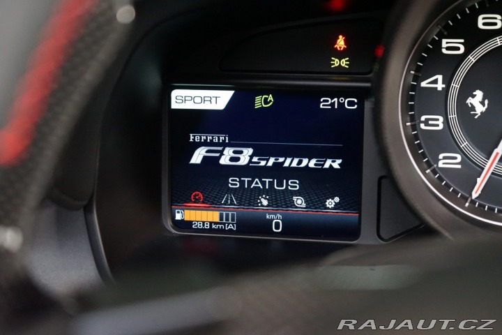 Ferrari F8 SPIDER*LIFT*CARBON*ZÁRUKA 2023