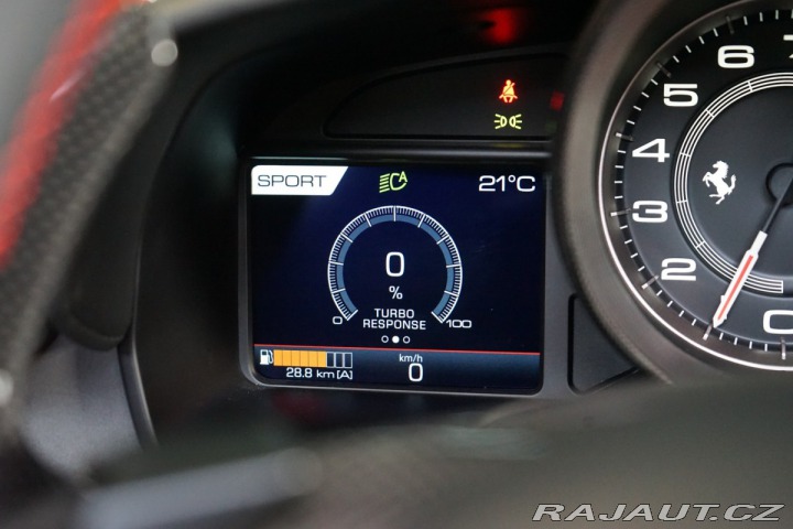 Ferrari F8 SPIDER*LIFT*CARBON*ZÁRUKA 2023