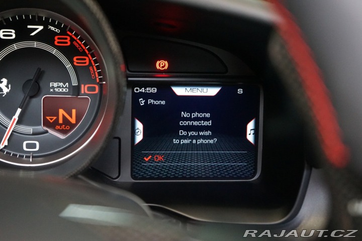 Ferrari F8 SPIDER*LIFT*CARBON*ZÁRUKA 2023