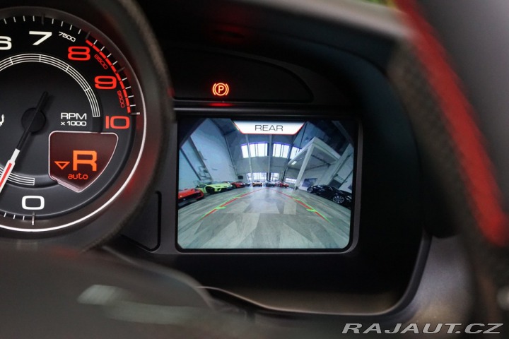 Ferrari F8 SPIDER*LIFT*CARBON*ZÁRUKA 2023