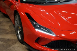 Ferrari F8 SPIDER*LIFT*CARBON*ZÁRUKA 2023