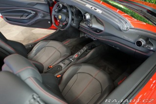 Ferrari F8 SPIDER*LIFT*CARBON*ZÁRUKA 2023