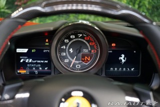 Ferrari F8 SPIDER*LIFT*CARBON*ZÁRUKA 2023