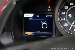 Ferrari F8 SPIDER*LIFT*CARBON*ZÁRUKA 2023