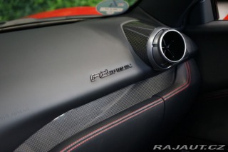 Ferrari F8 SPIDER*LIFT*CARBON*ZÁRUKA 2023