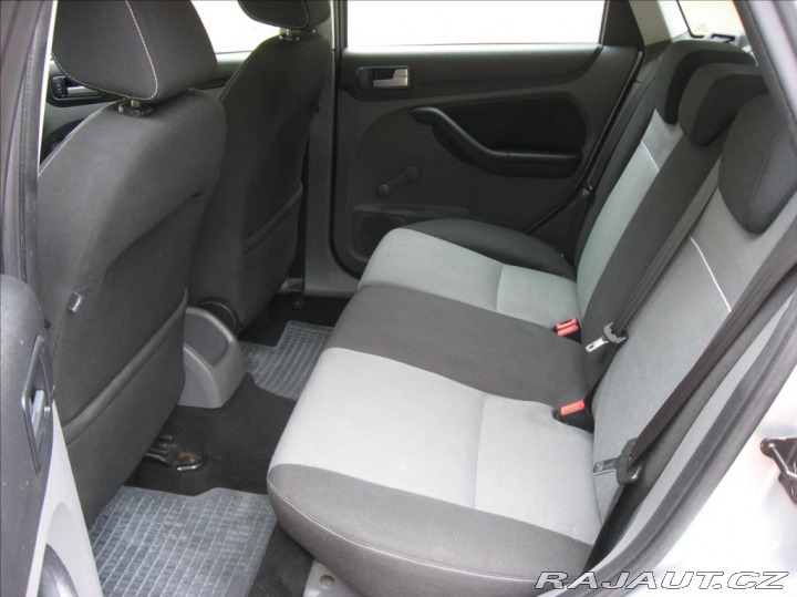 Ford Focus 1,6 100PS Trend 2010