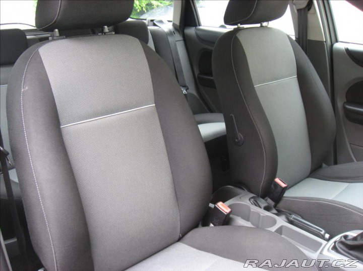 Ford Focus 1,6 100PS Trend 2010