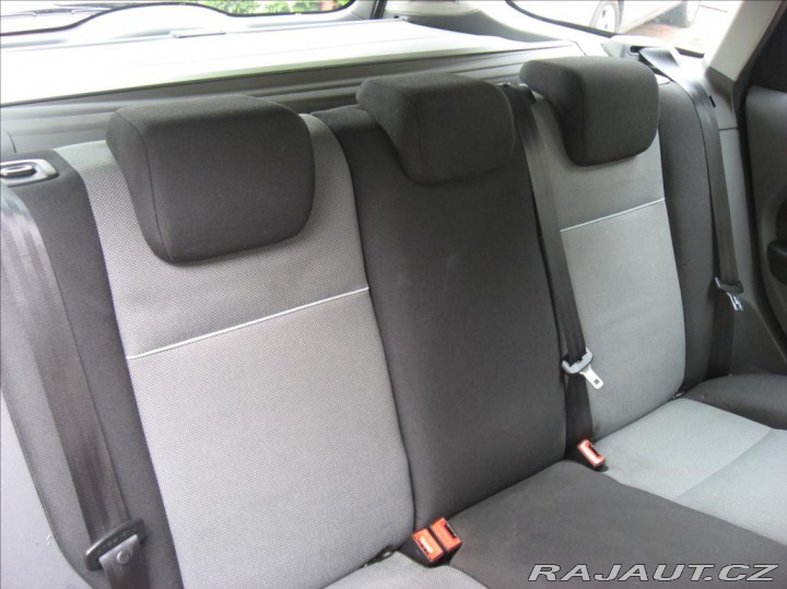 Ford Focus 1,6 100PS Trend 2010