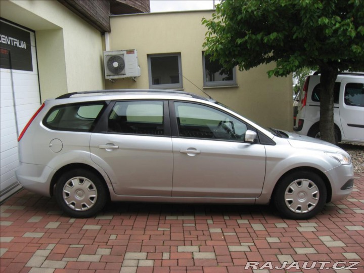 Ford Focus 1,6 100PS Trend 2010
