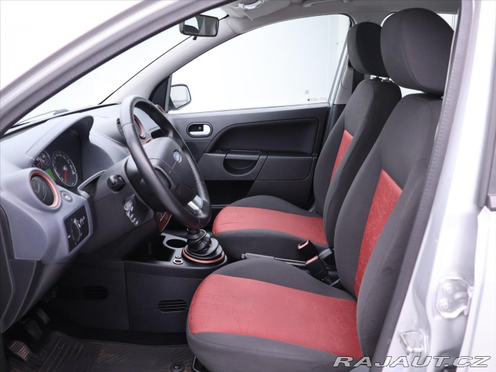 Ford Fiesta 1,3 i 51kw CZ Aut.klima 2009