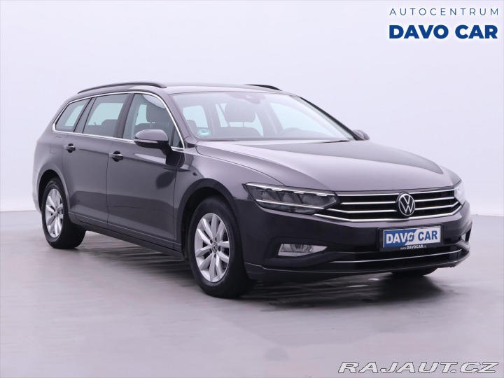 Volkswagen Passat 2,0 TDI DSG Navi Virtual 2022