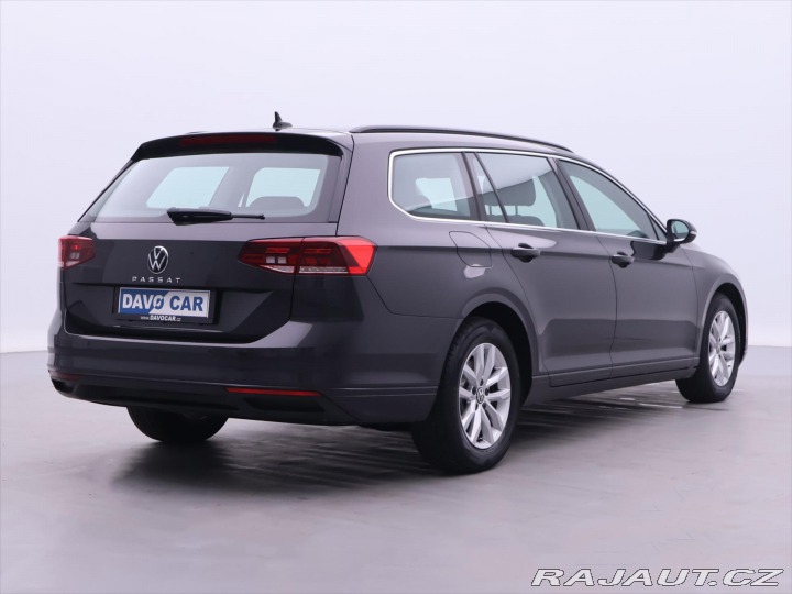 Volkswagen Passat 2,0 TDI DSG Navi Virtual 2022