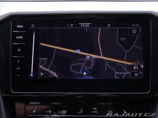 Volkswagen Passat 2,0 TDI DSG Navi Virtual 2022