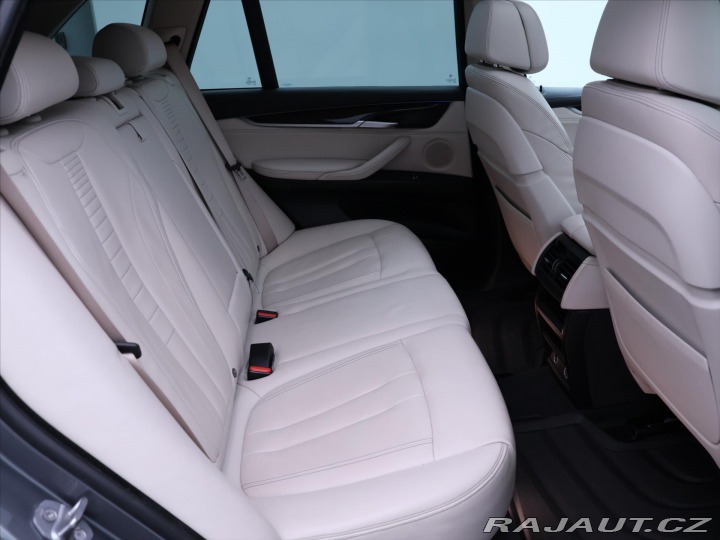 BMW X5 3,0 xDrive40d 230kW Pano. 2016