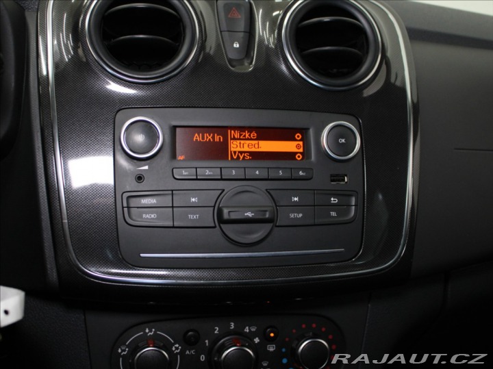 Dacia Logan 1,0 TCE 74kW KLIMA 1 maj. 2020