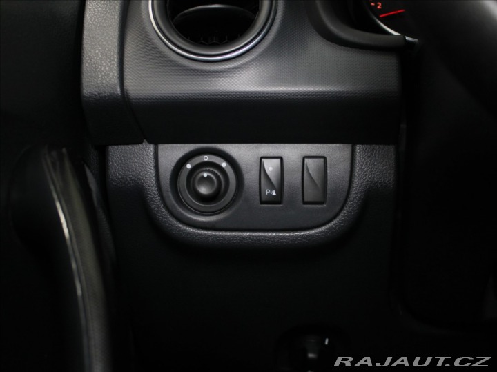 Dacia Logan 1,0 TCE 74kW KLIMA 1 maj. 2020
