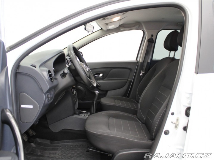 Dacia Logan 1,0 TCE 74kW KLIMA 1 maj. 2020