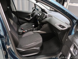 Peugeot 2008 1,2 i  PureTech 130 2019