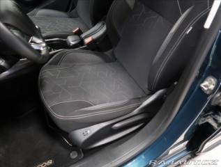 Peugeot 2008 1,2 i  PureTech 130 2019