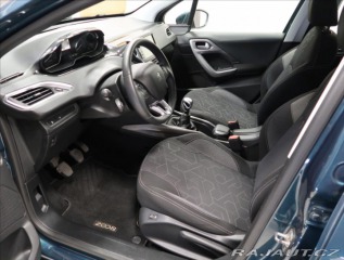 Peugeot 2008 1,2 i  PureTech 130 2019
