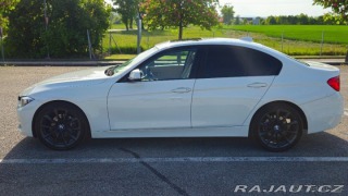 BMW 3 2,0 F30 328i Luxury Lin 2012