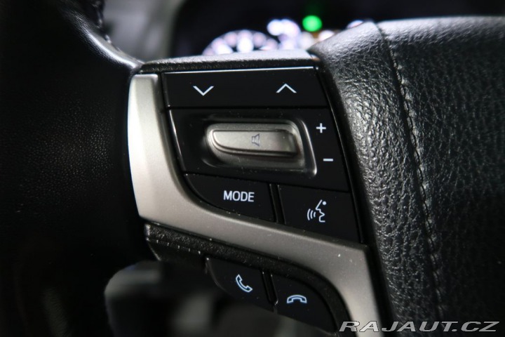 Toyota Land Cruiser 2.8D4D,CZ,Executiv,4x4,AT 2022