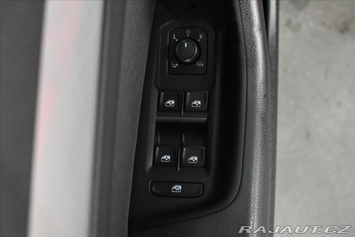 Volkswagen Passat 2,0 TDI 110 kW DSG BUSINE 2021