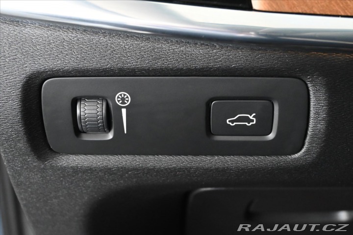 Volvo V90 2,0 D5 AWD 173 kW Inscrip 2019