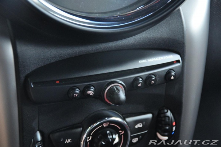 Mini Countryman COOPER 1,6D ALL4 2015