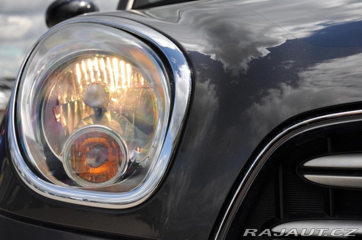 Mini Countryman COOPER 1,6D ALL4 2015